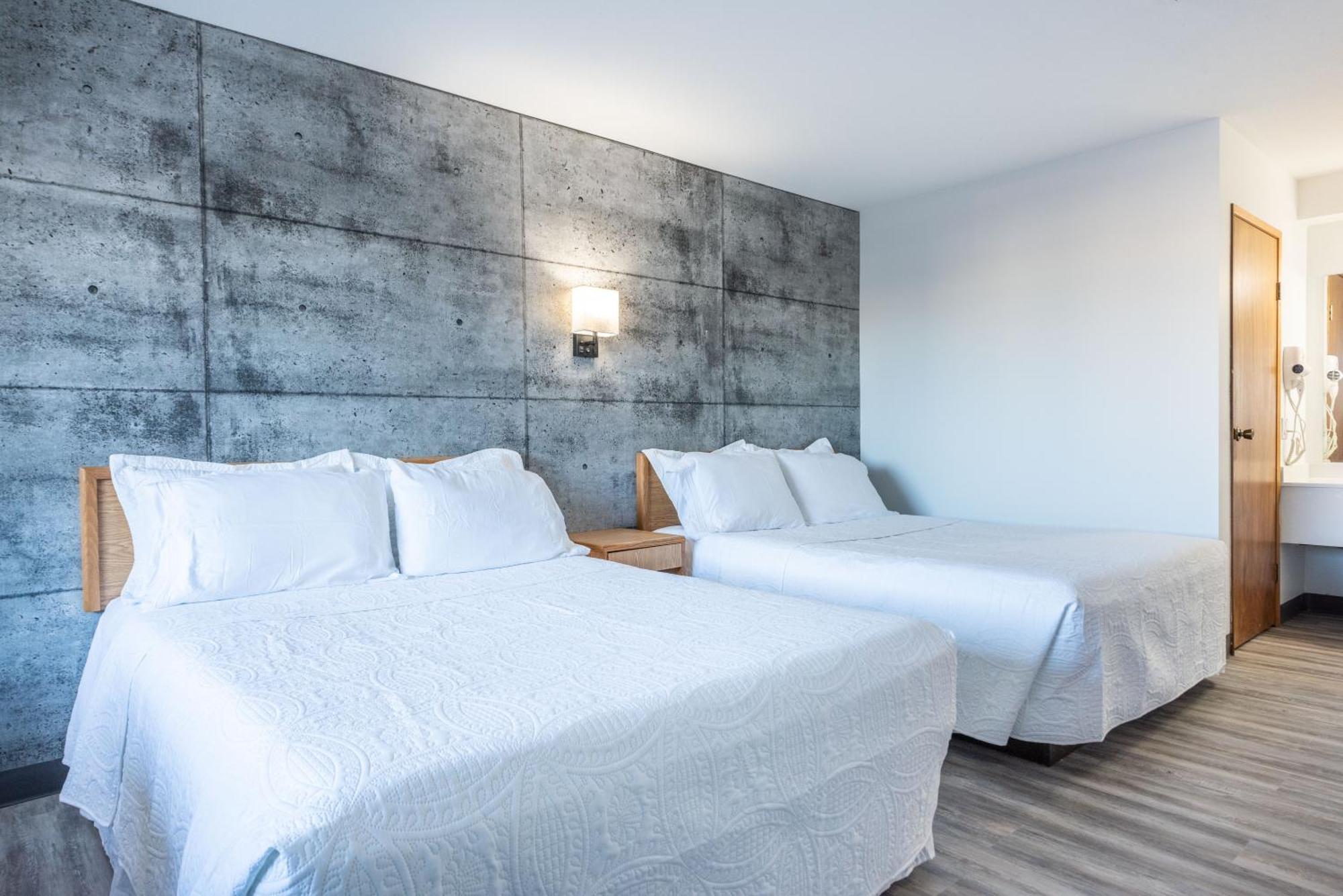 Blue Horse Motel Beiseker Bagian luar foto